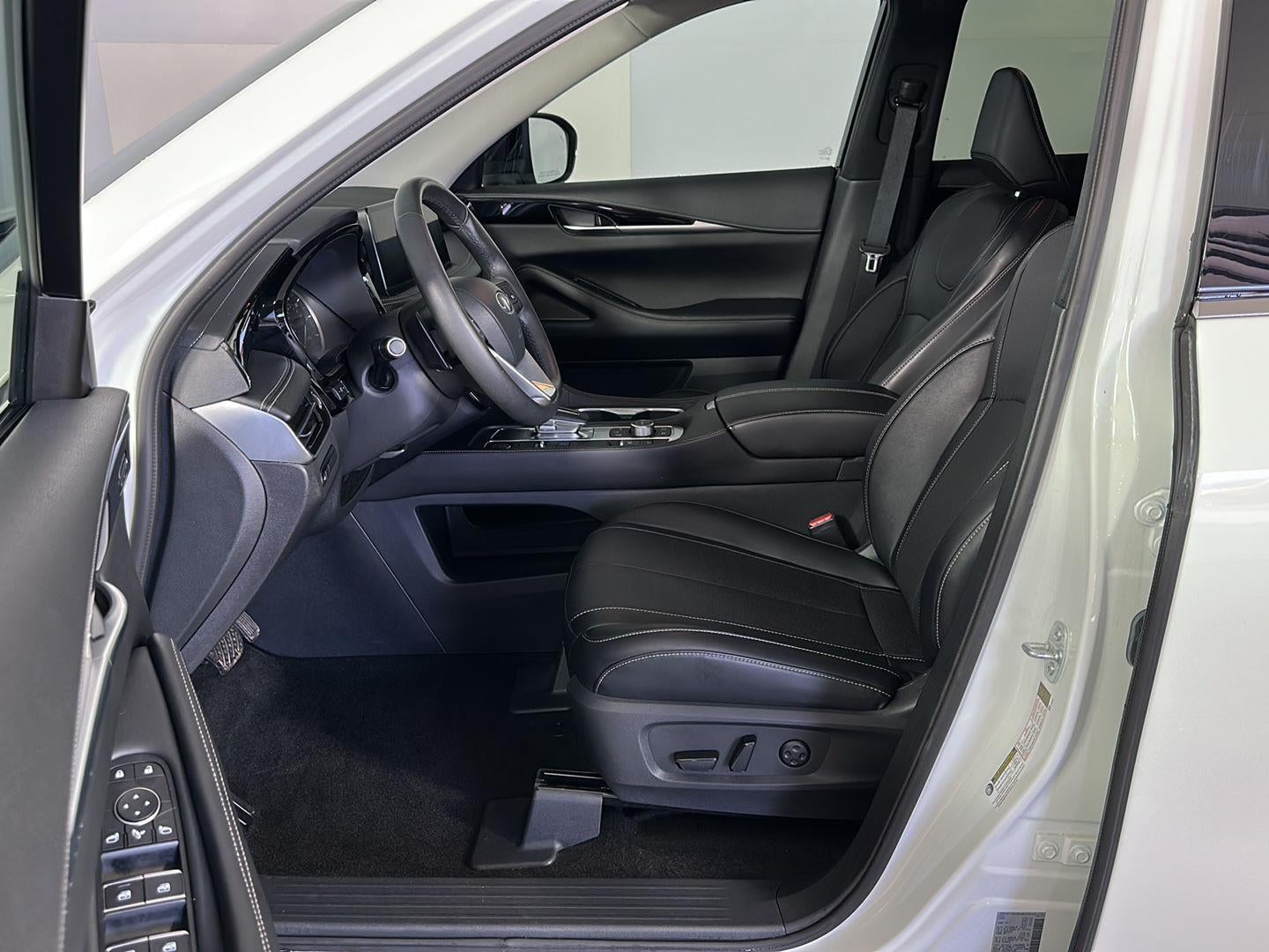 2024 INFINITI QX60 PURE