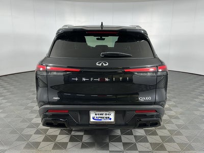 2023 INFINITI QX60 LUXE