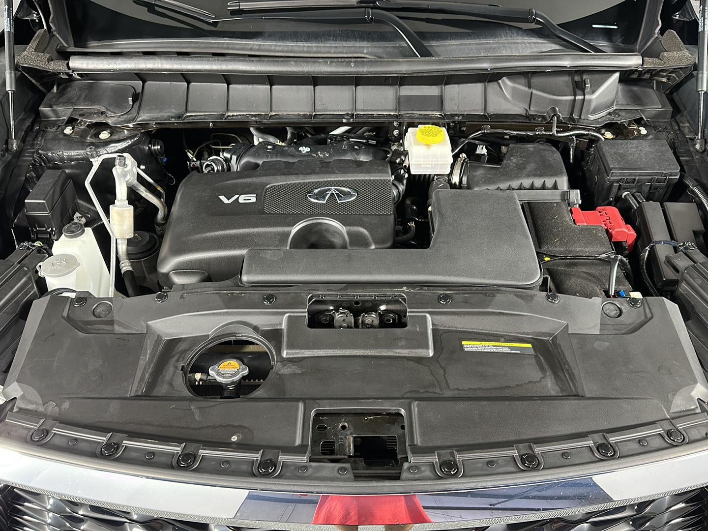 2023 INFINITI QX60 LUXE