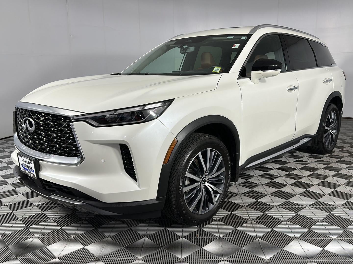 2023 INFINITI QX60 SENSORY