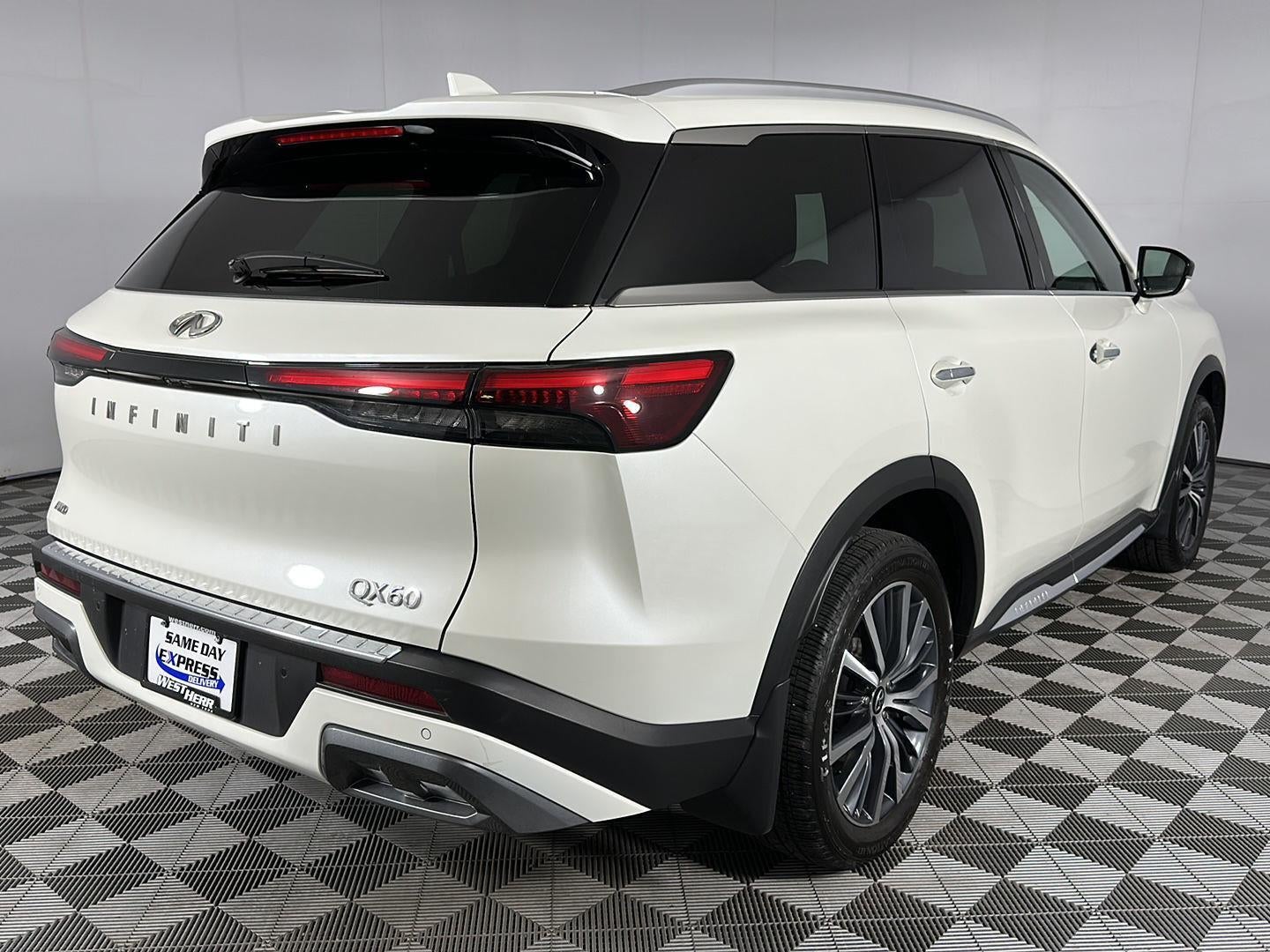2023 INFINITI QX60 SENSORY