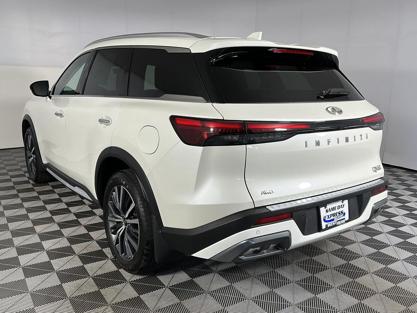 2023 INFINITI QX60 SENSORY