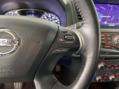 2020 Nissan Pathfinder SL