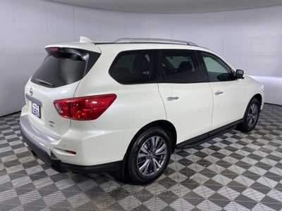 2020 Nissan Pathfinder SL