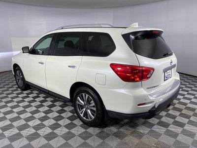 2020 Nissan Pathfinder SL