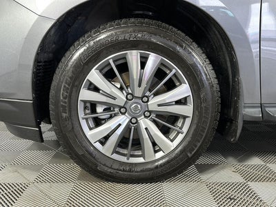 2020 Nissan Pathfinder SL