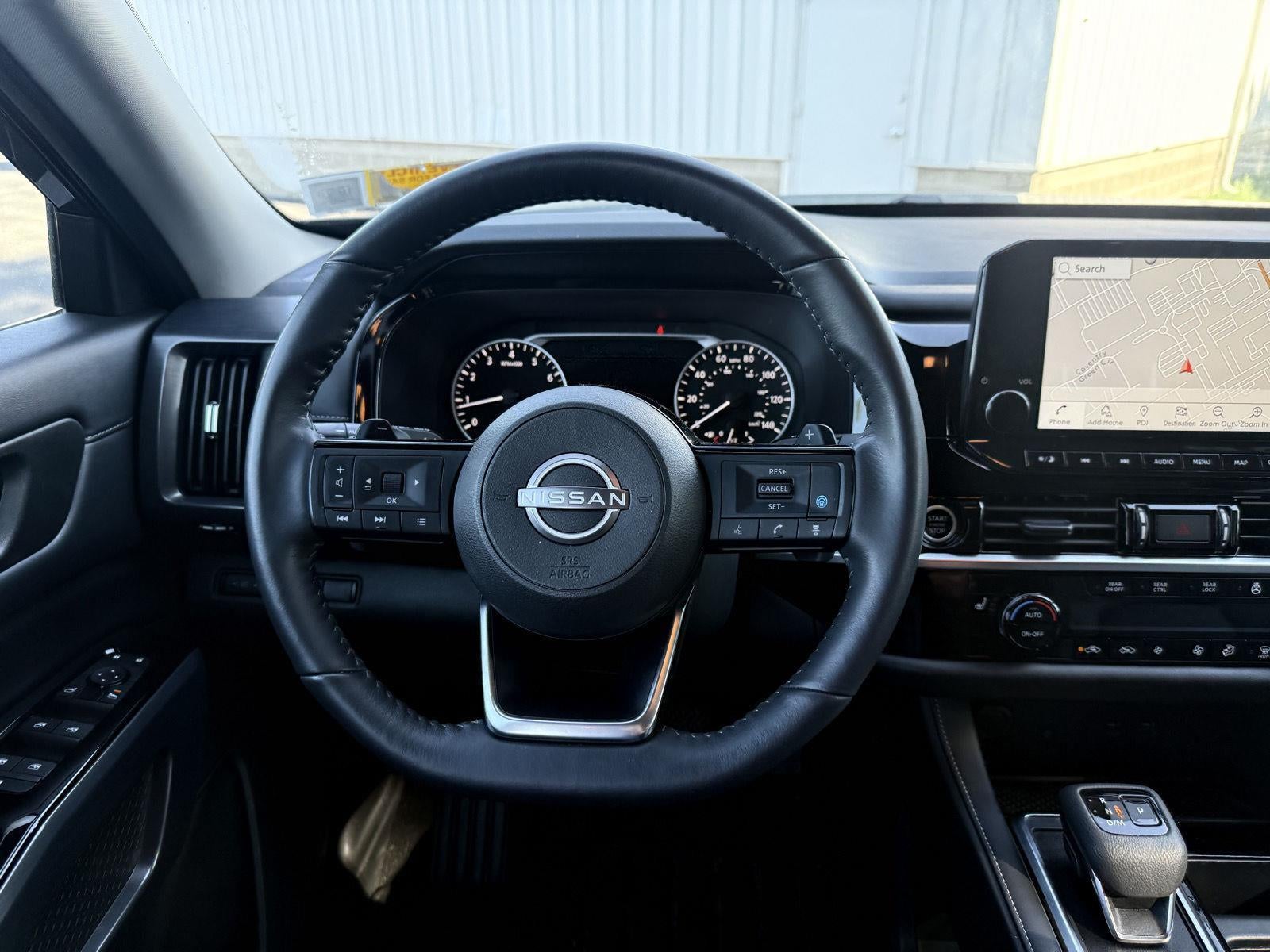 2024 Nissan Pathfinder SL