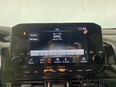 2025 Nissan Pathfinder SL