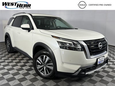 2024 Nissan Pathfinder SL