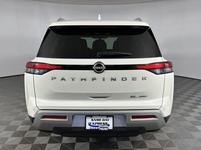2024 Nissan Pathfinder SL