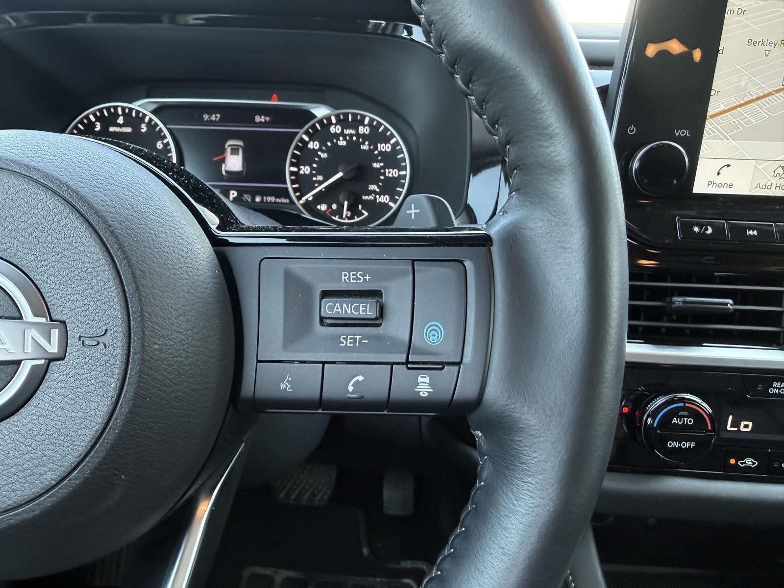 2024 Nissan Pathfinder SL