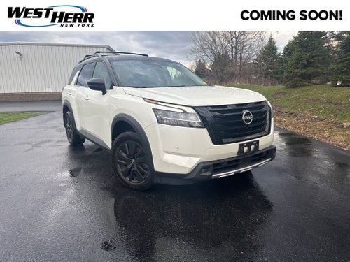 2023 Nissan Pathfinder SL