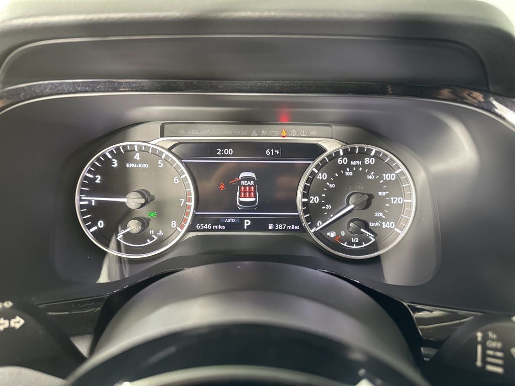 2025 Nissan Pathfinder SL