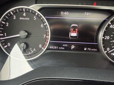 2023 Nissan Pathfinder SL