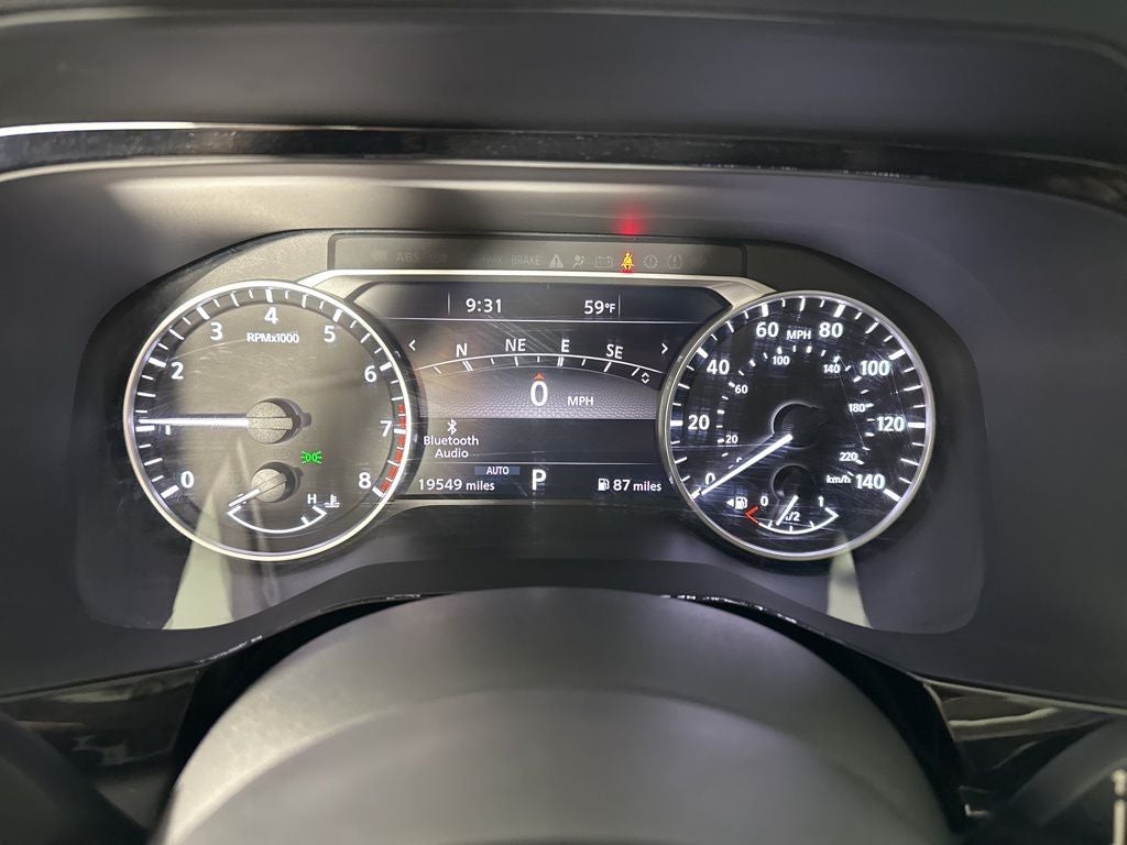 2024 Nissan Pathfinder SL