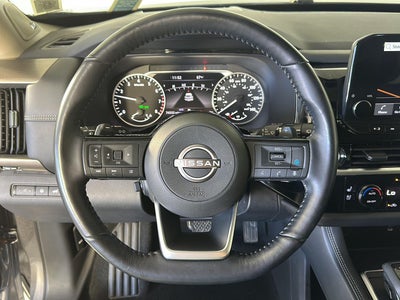 2022 Nissan Pathfinder Platinum