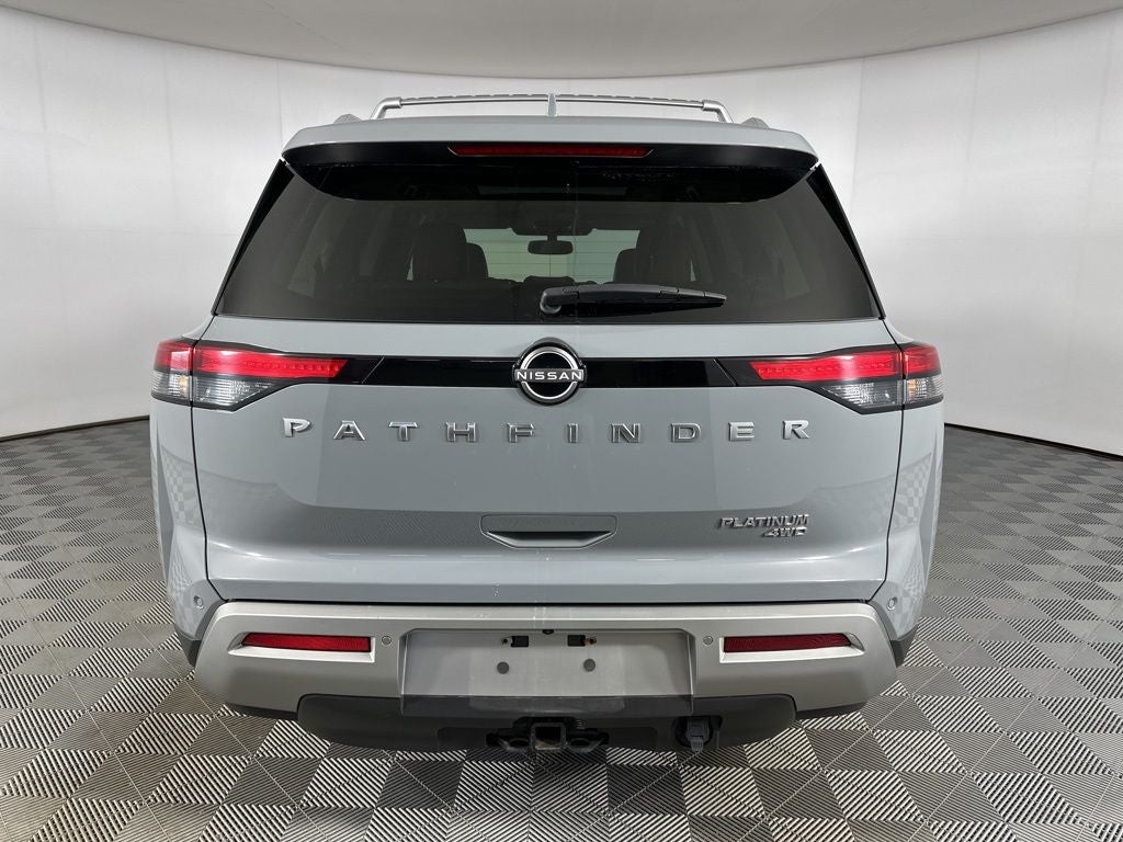 2022 Nissan Pathfinder Platinum