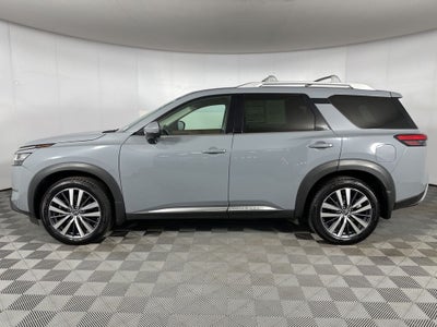 2022 Nissan Pathfinder Platinum