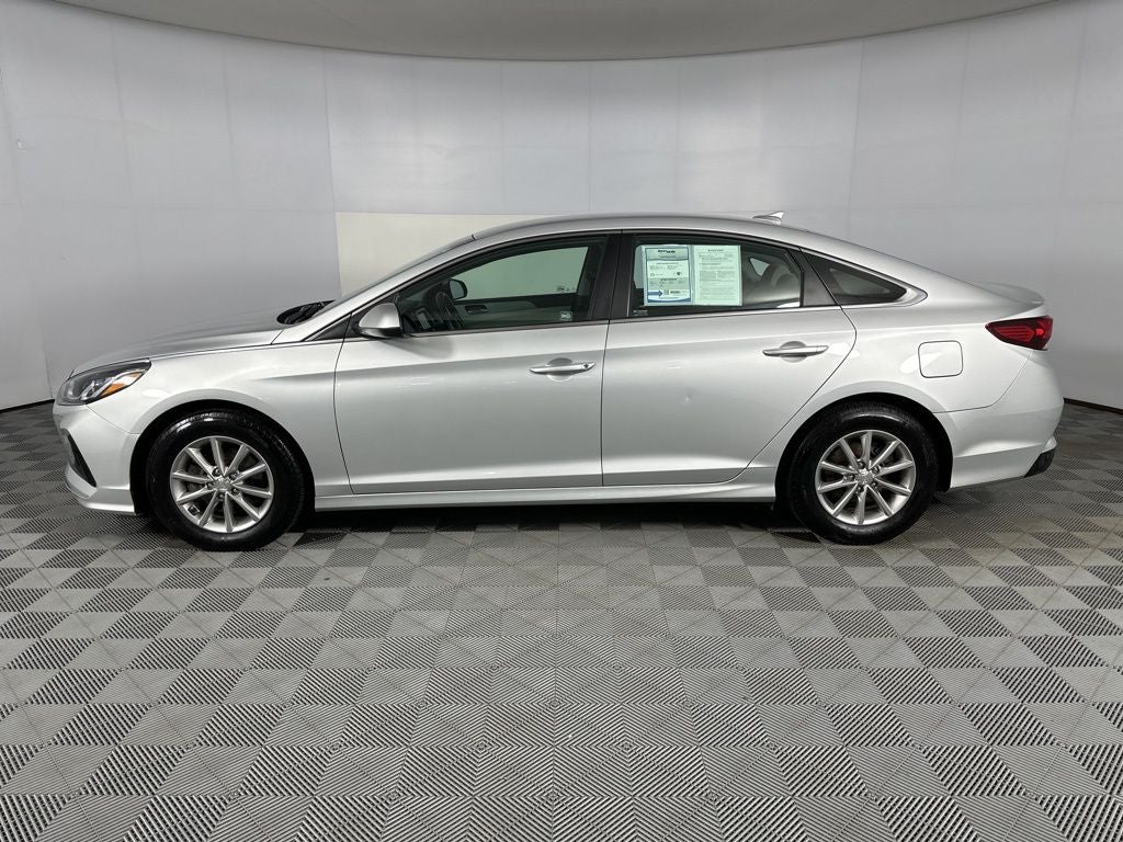 2018 Hyundai SONATA SE