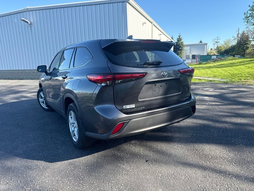 2021 Toyota Highlander LE