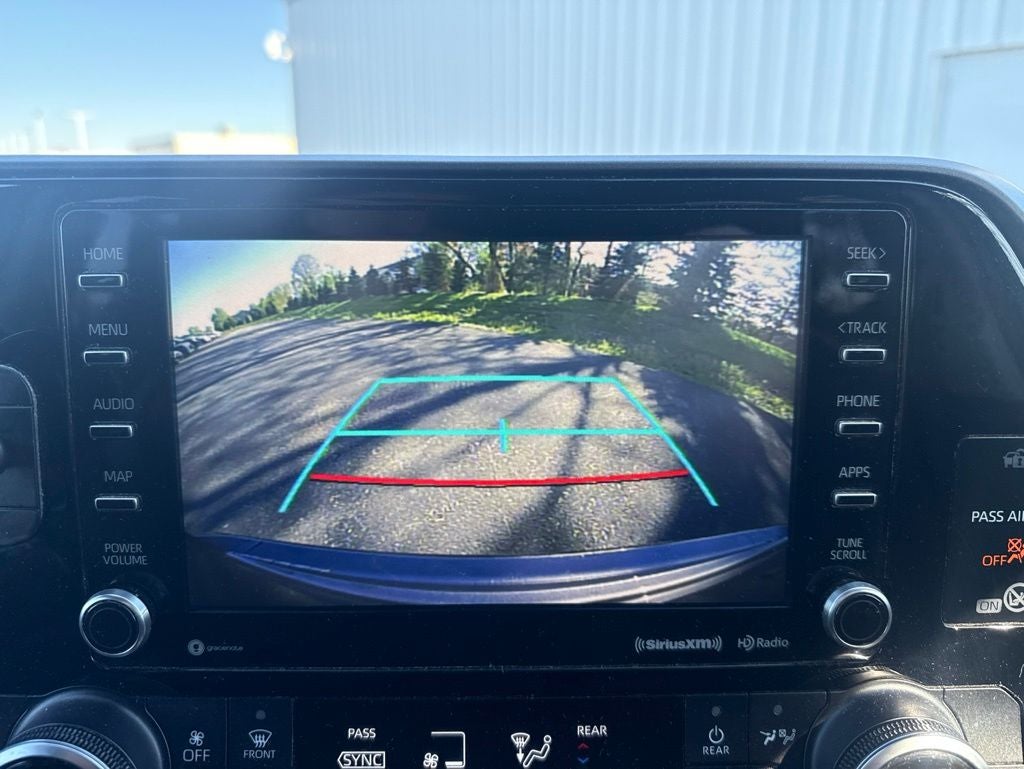 2021 Toyota Highlander LE