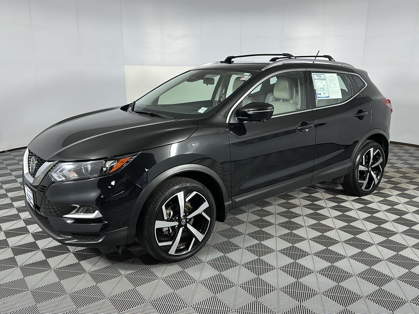 2022 Nissan Rogue Sport SL