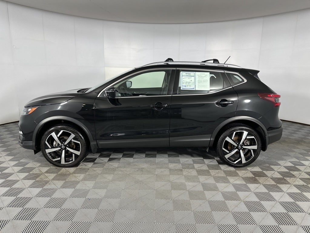 2022 Nissan Rogue Sport SL
