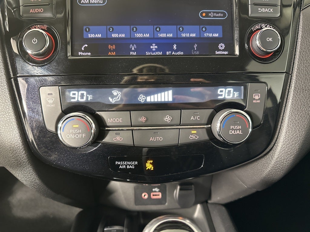 2022 Nissan Rogue Sport SL