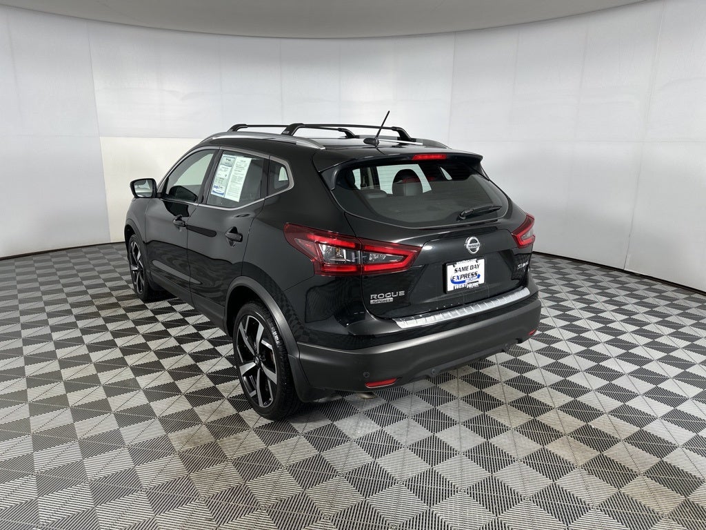 2022 Nissan Rogue Sport SL
