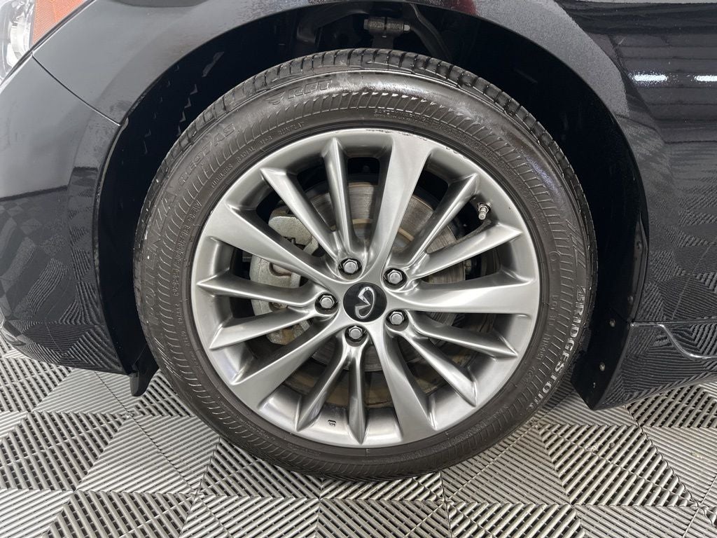 2022 INFINITI Q50 LUXE