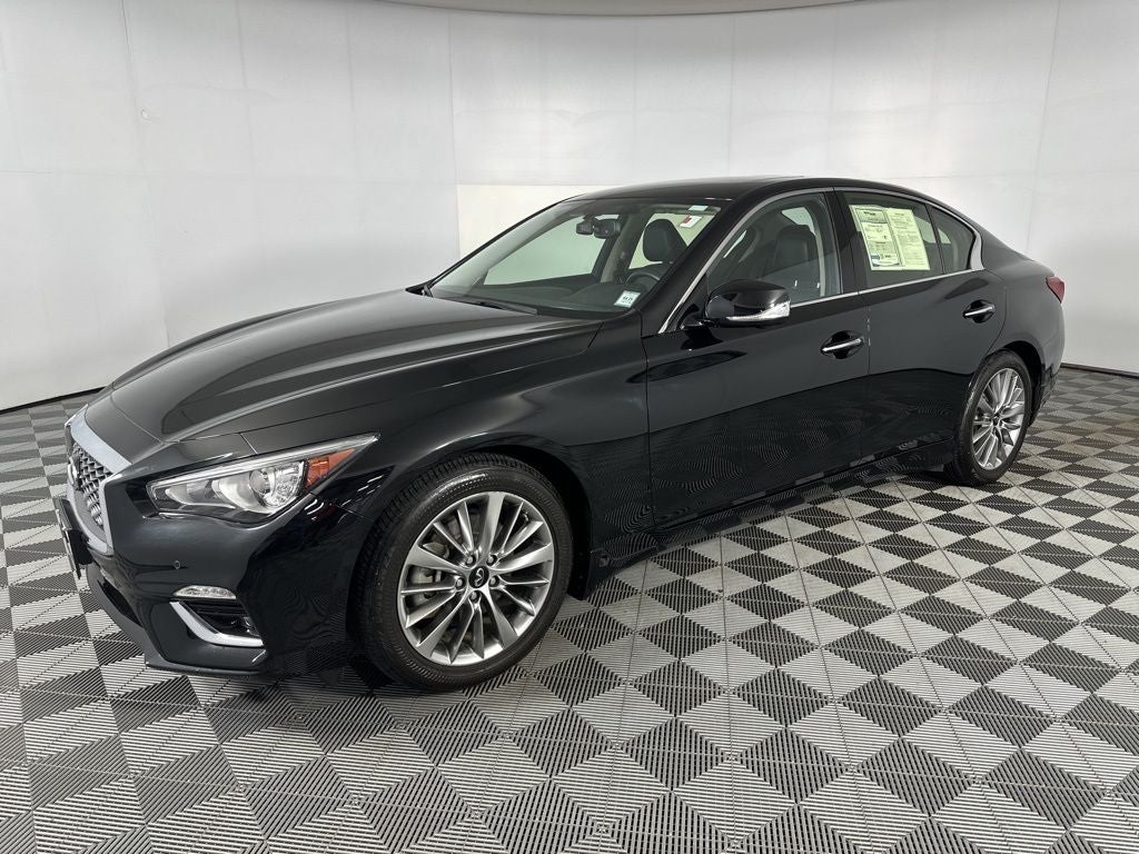 2022 INFINITI Q50 LUXE