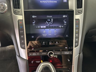 2022 INFINITI Q50 LUXE