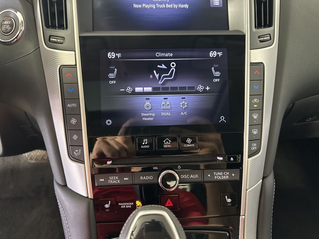 2022 INFINITI Q50 LUXE