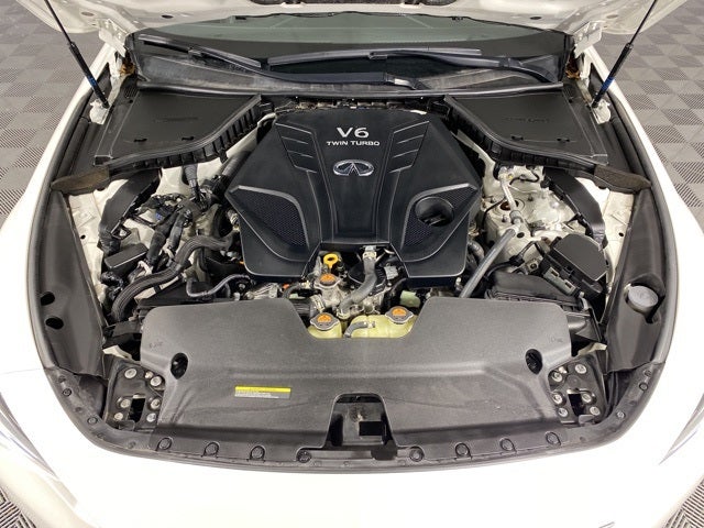 2022 INFINITI Q60 LUXE