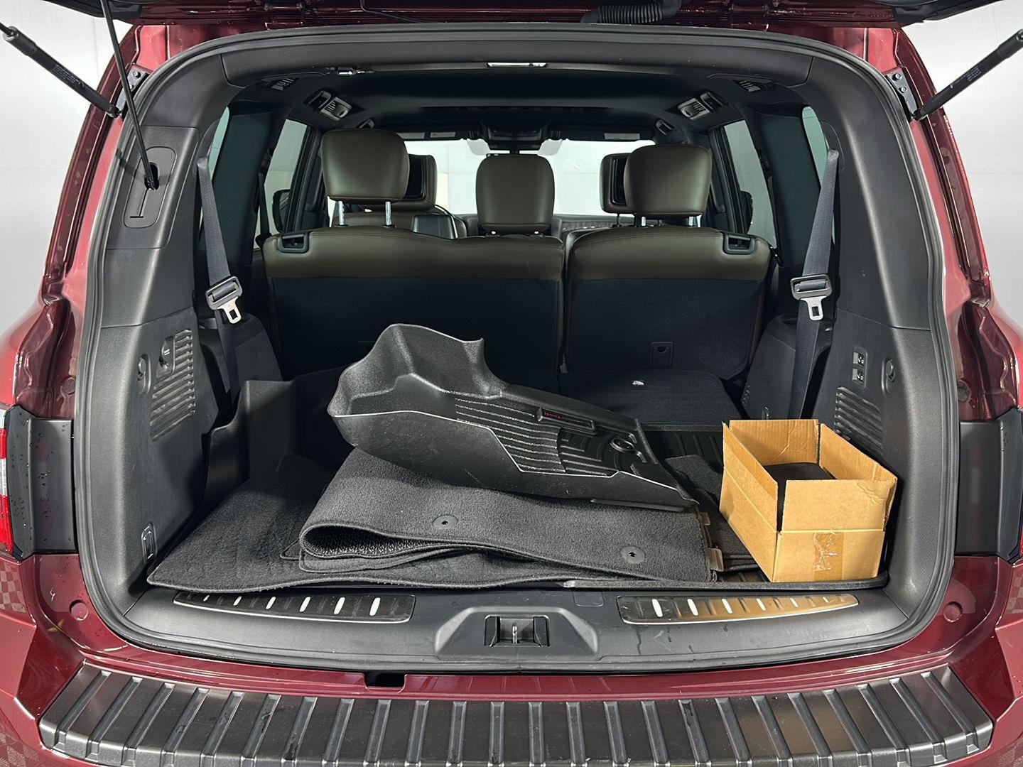 2023 Nissan Armada Platinum