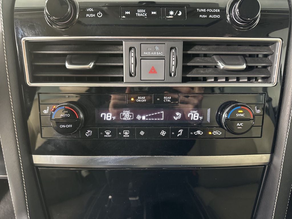 2023 INFINITI QX80 Premium Select