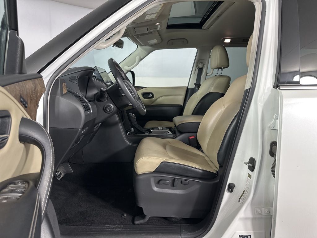 2023 INFINITI QX80 Premium Select