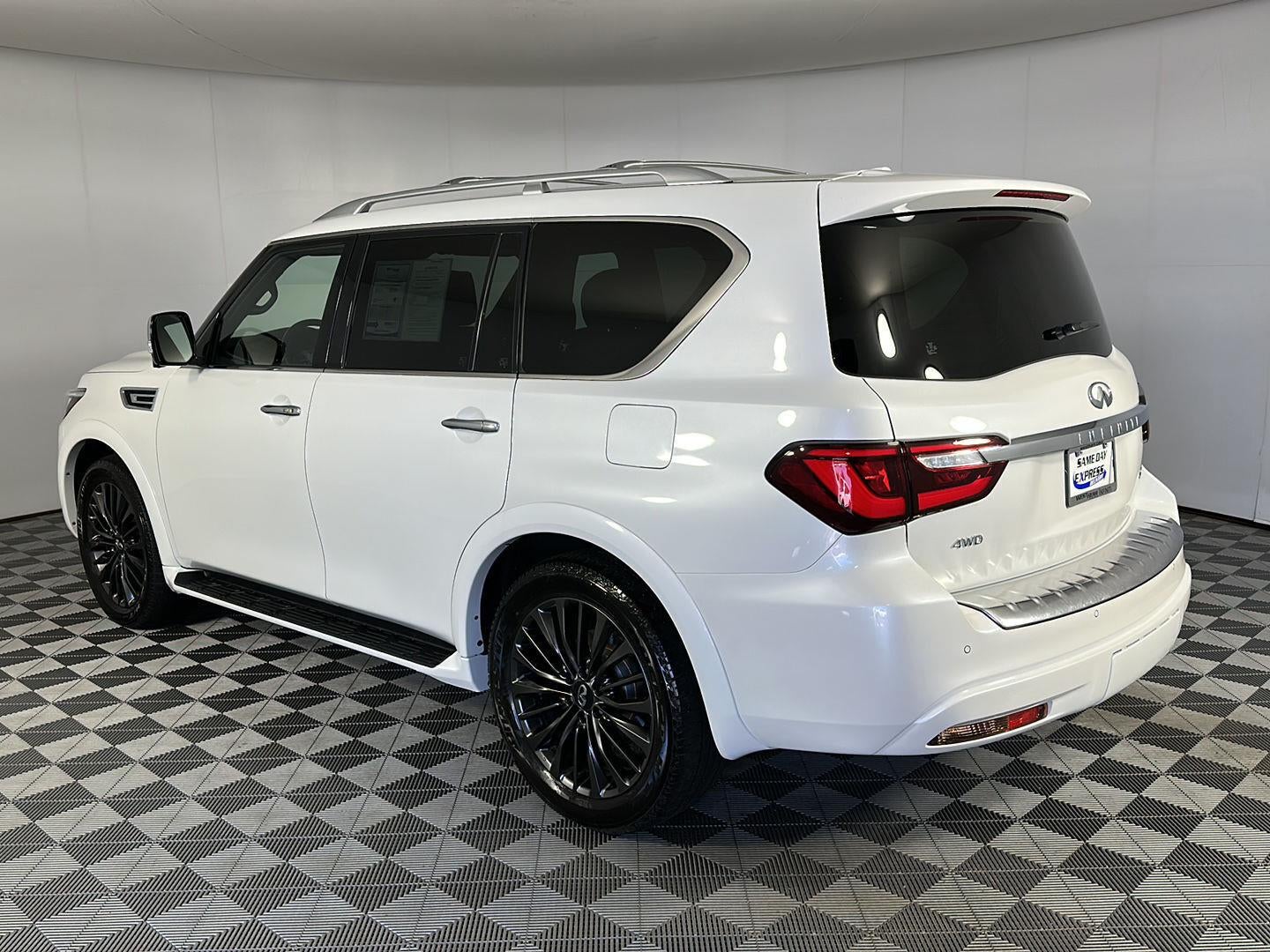 2023 INFINITI Qx80 SENSORY