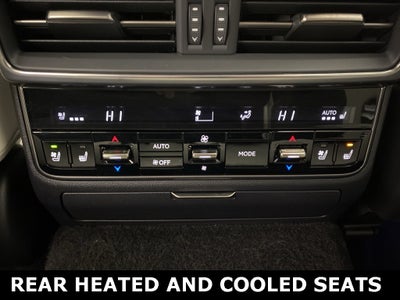 2025 Lexus LX 700h Luxury