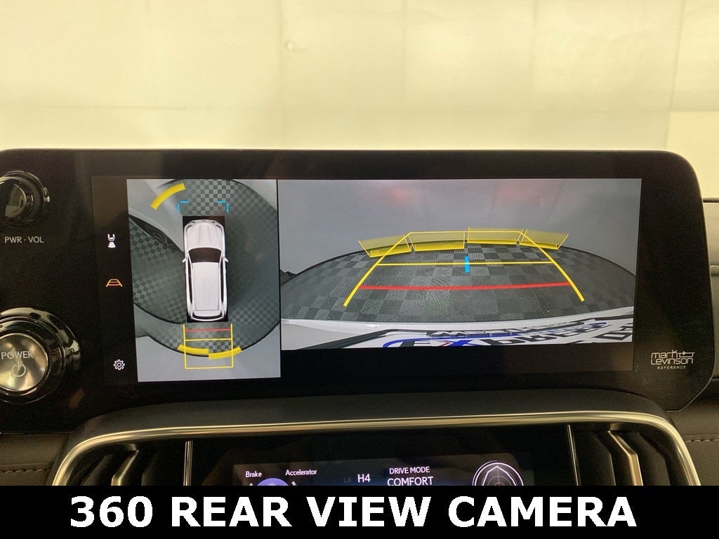 2025 Lexus LX 700h Luxury