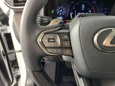 2025 Lexus LX 700h Luxury