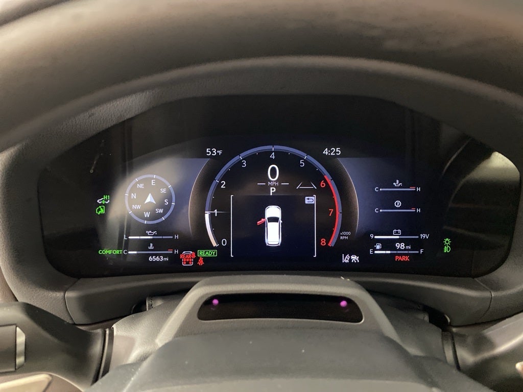 2025 Lexus LX 700h Luxury