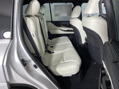 2025 Lexus LX 700h Luxury