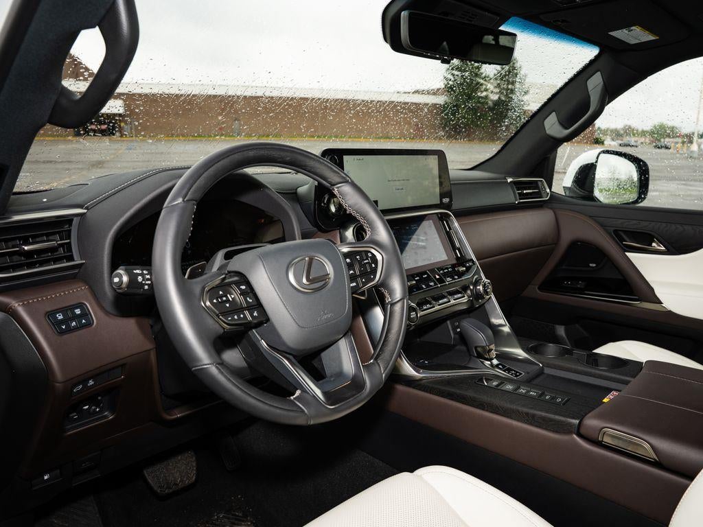 2025 Lexus LX LX 700h Luxury