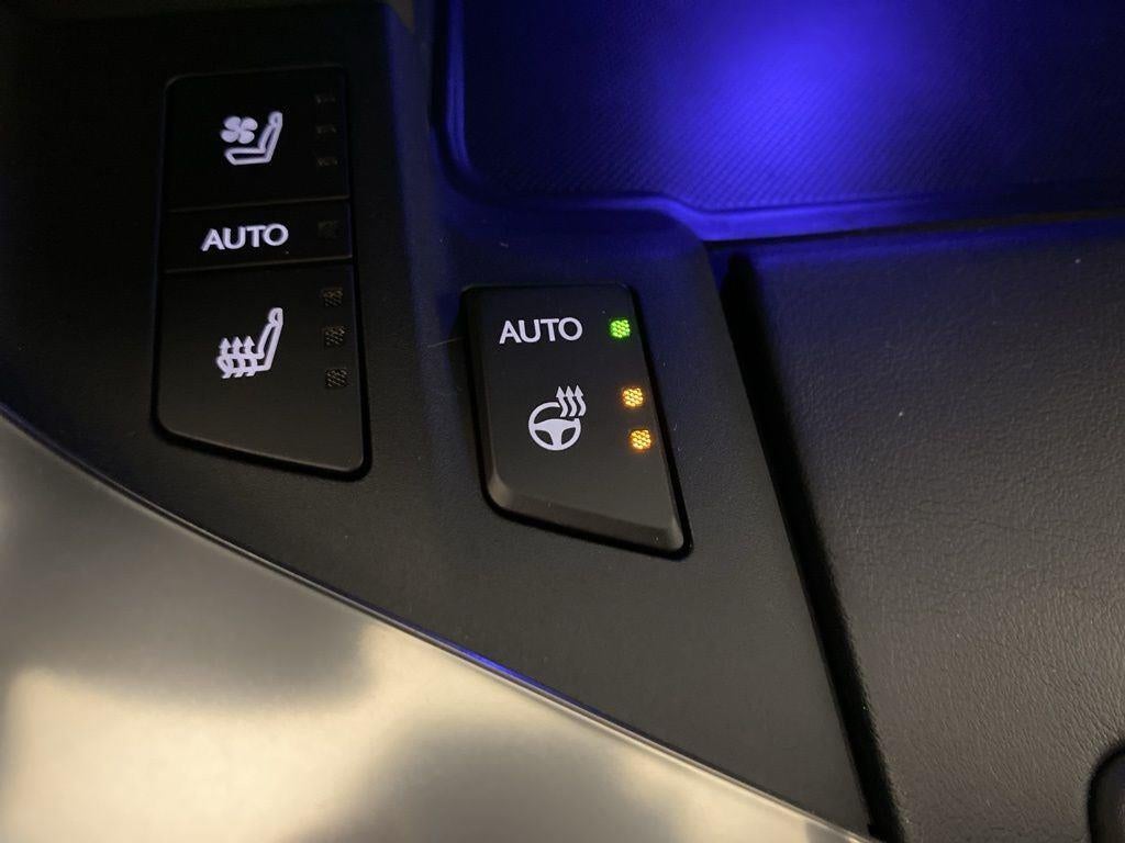 2025 Lexus LX LX 700h Luxury