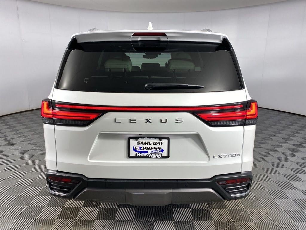 2025 Lexus LX LX 700h Luxury