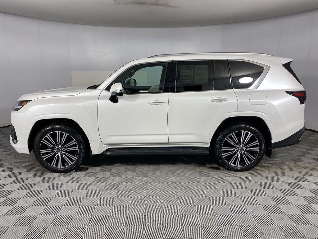 2025 Lexus LX LX 700h Luxury