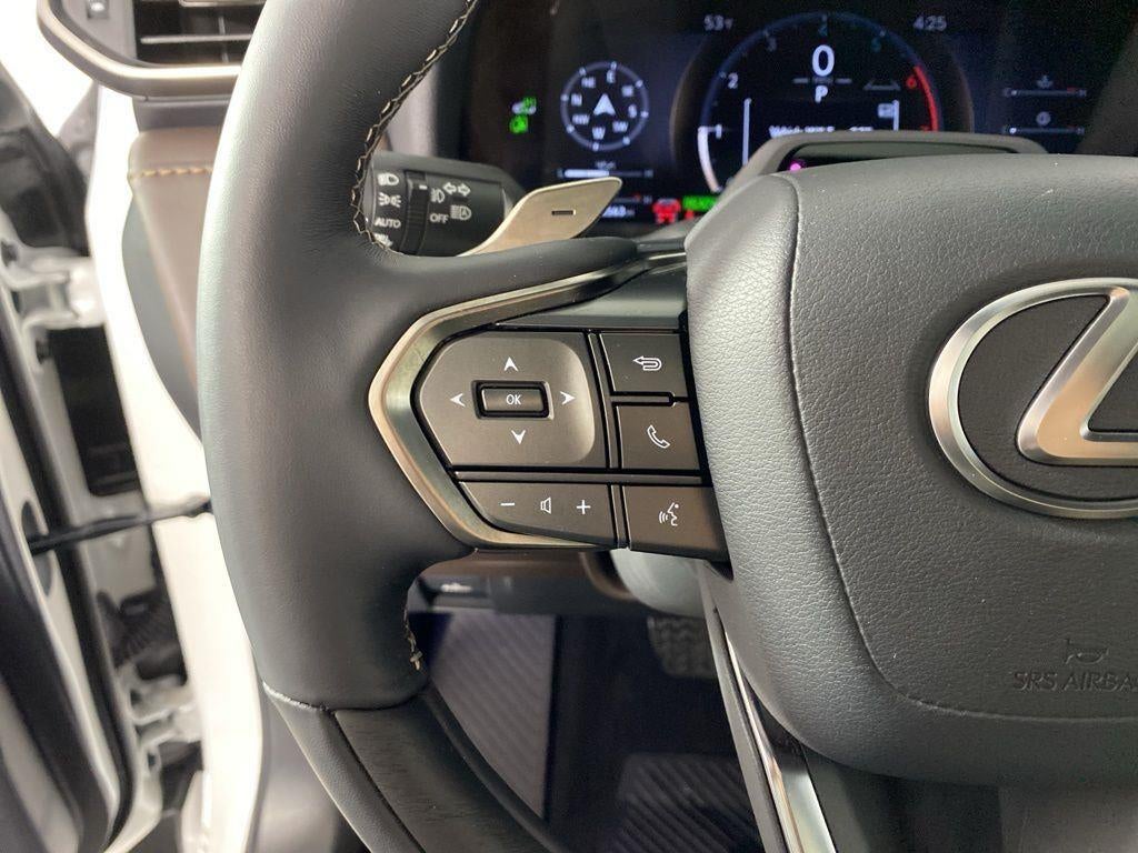 2025 Lexus LX LX 700h Luxury