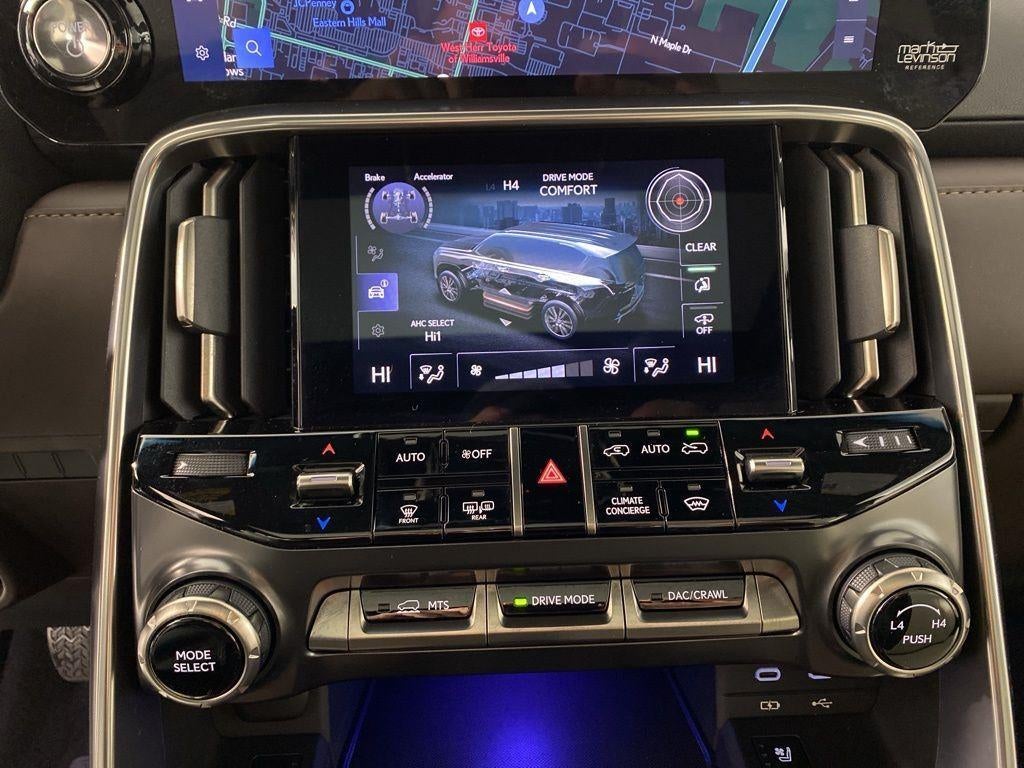 2025 Lexus LX LX 700h Luxury