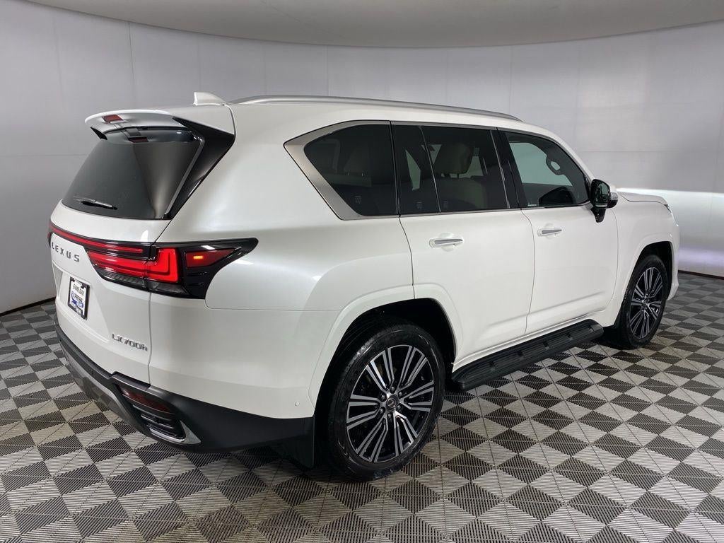 2025 Lexus LX LX 700h Luxury